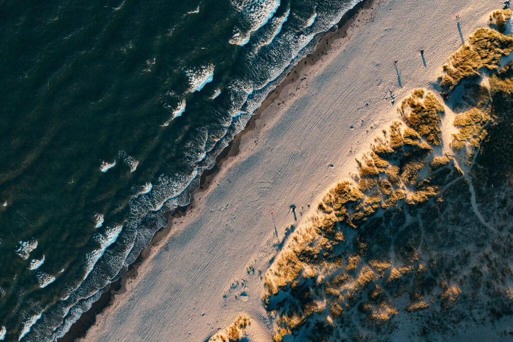 Ynyslas Beach